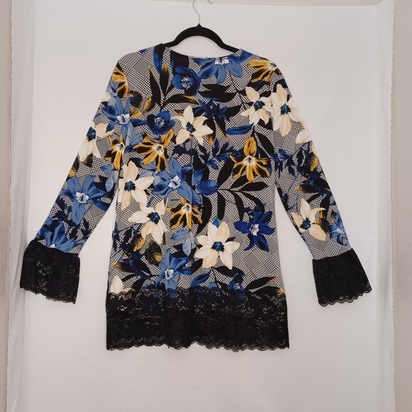 Women's Susan Graver Flower & Lace Tunic Size Medium - Picture 2 of 10